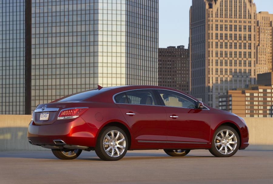  Buick LaCrosse CXS 2010 года  (фото 31 из 38)